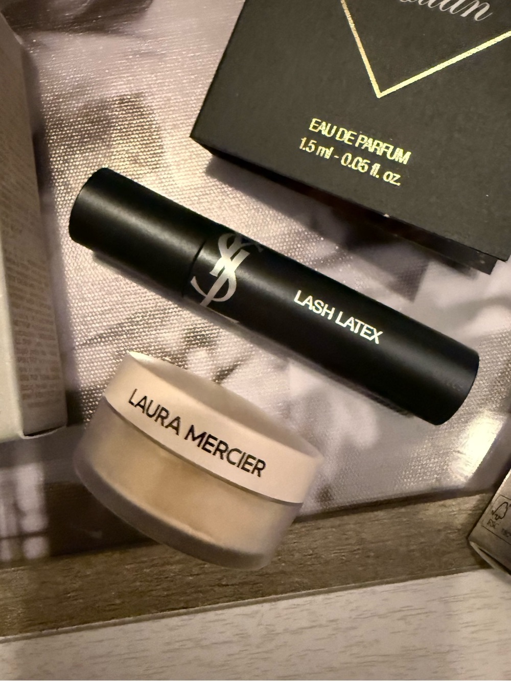 Overstock Beauty Bundle 🖤 - Picture 11 of 16